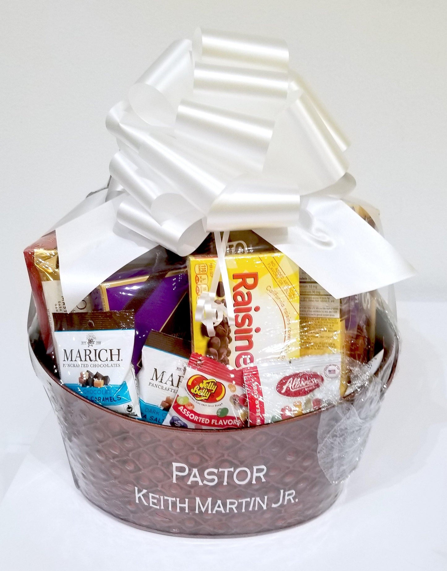 LARGE - 4 Featured Gifts & 4 Filler Gifts - Build Your Baskets