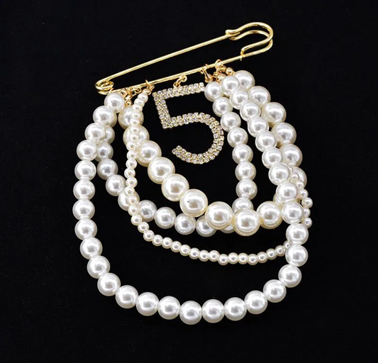 Retro C5 Inspired Pearl Brooch
