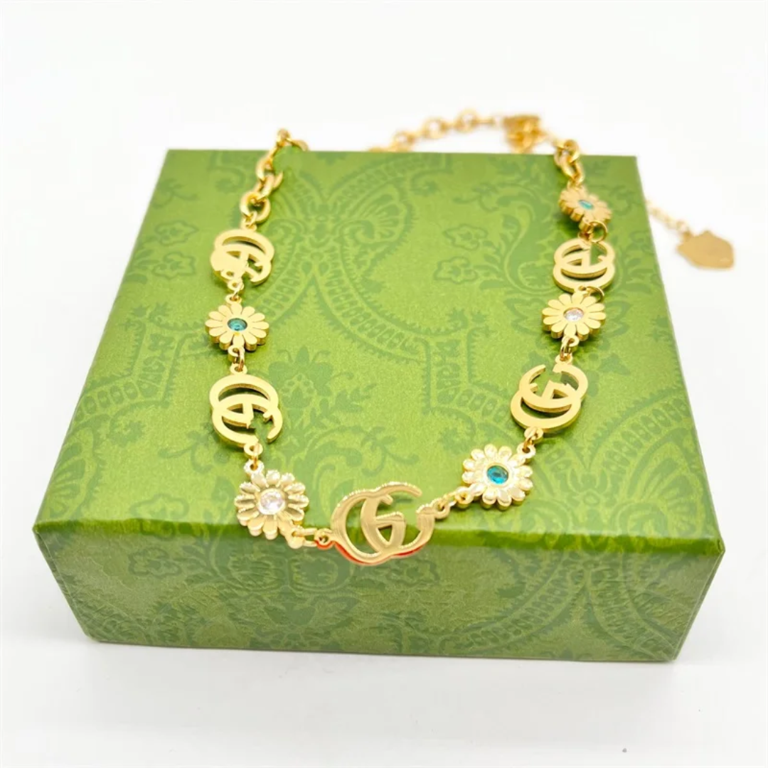 GG Necklace and Earrings Set